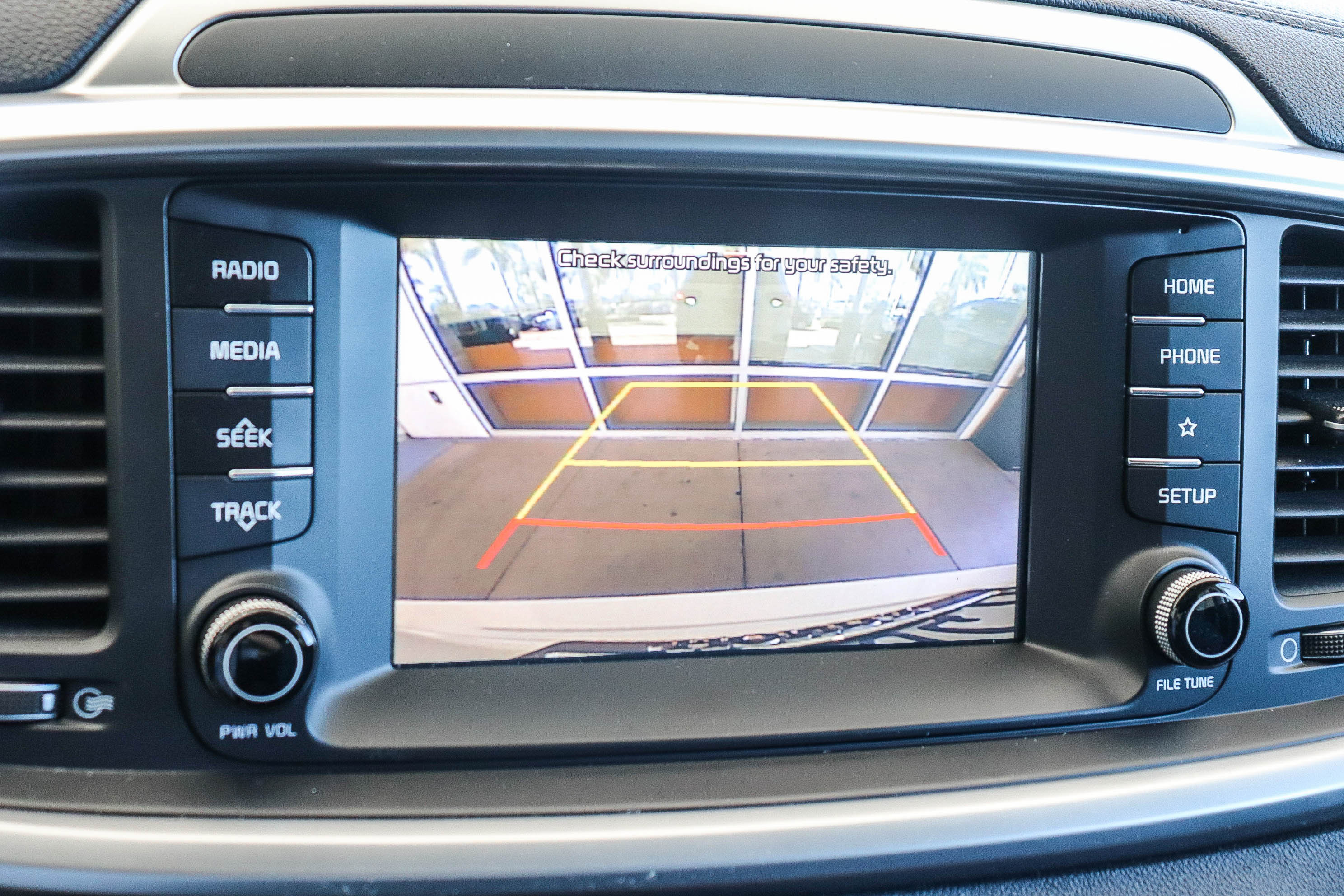 Used 2019 Kia Sorento L FWD image 29