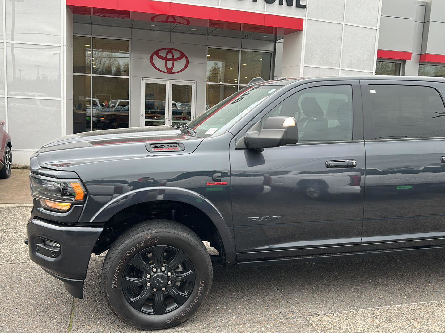 Used 2022 RAM 2500 Limited image 11