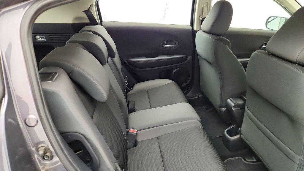 Used 2019 Honda HR-V LX image 21