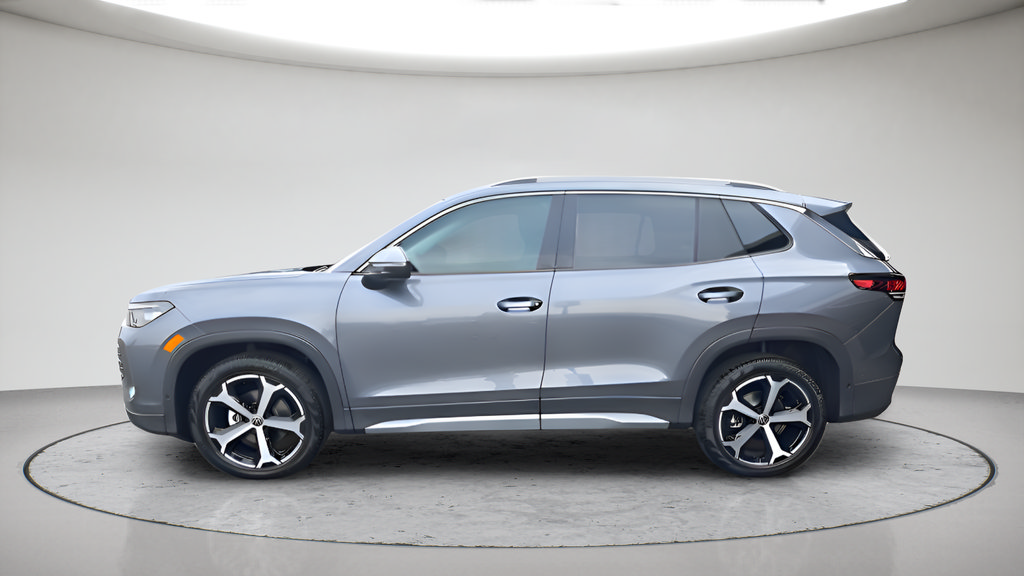 New 2025 Volkswagen Tiguan SE FWD image 5