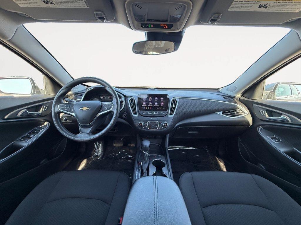 Used 2024 Chevrolet Malibu LT FWD image 12