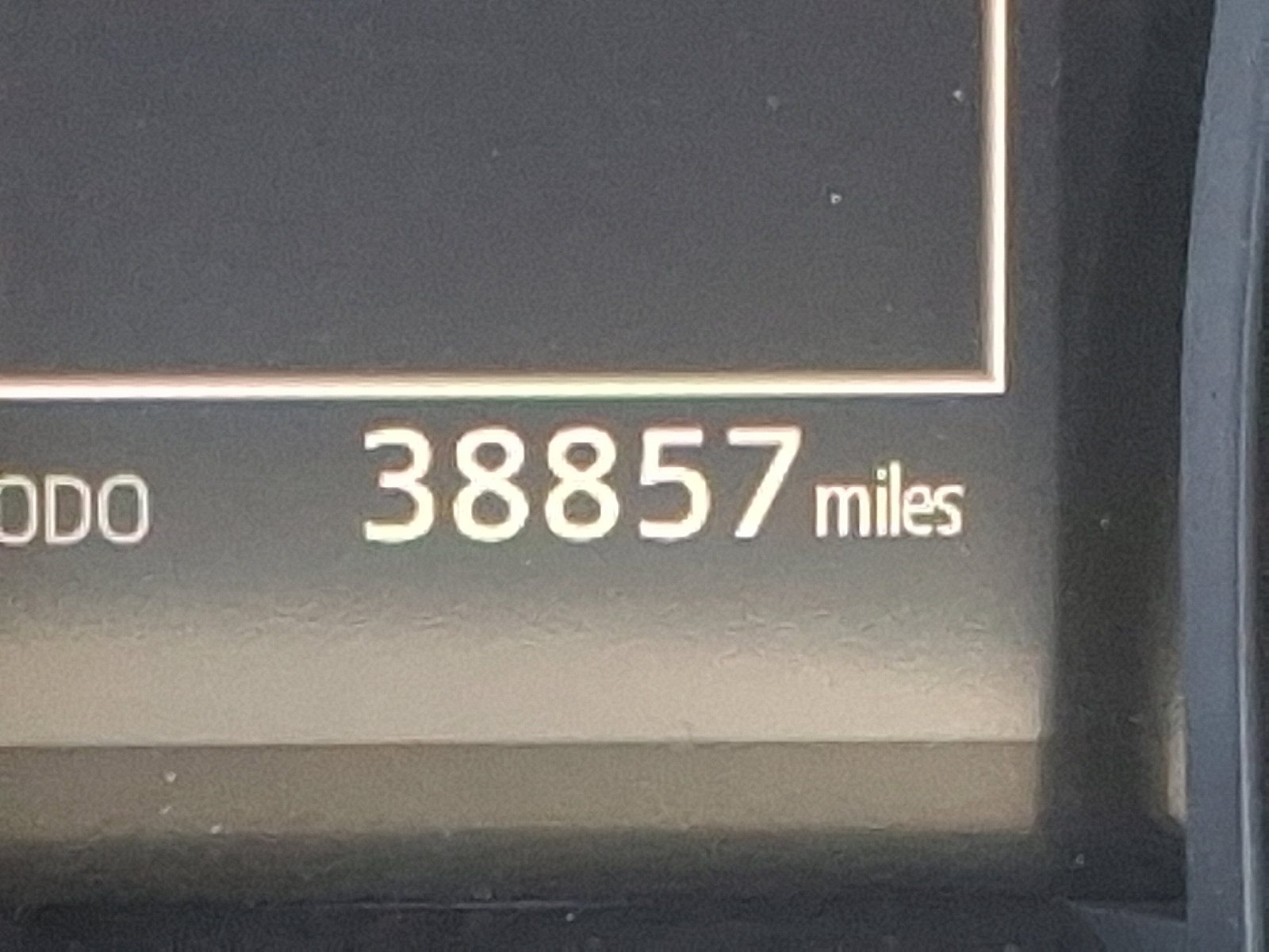 Used 2020 Toyota Camry LE image 19