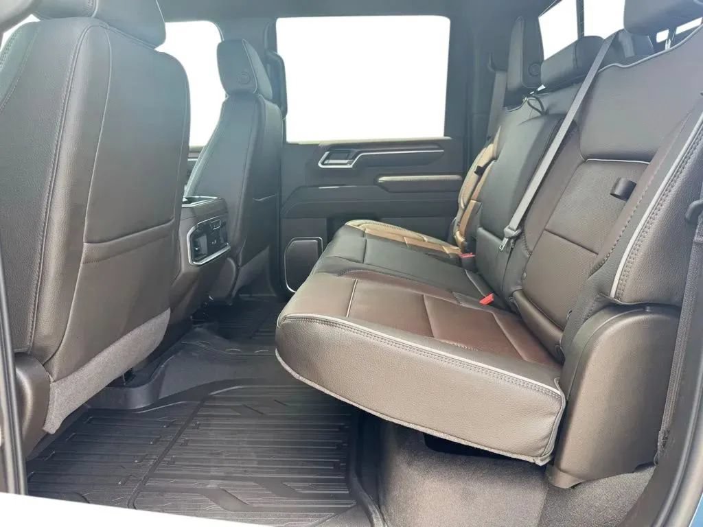 New 2026 GMC Sierra 3500 Denali w/ LPO, Black Badging Package AWD/4WD image 19