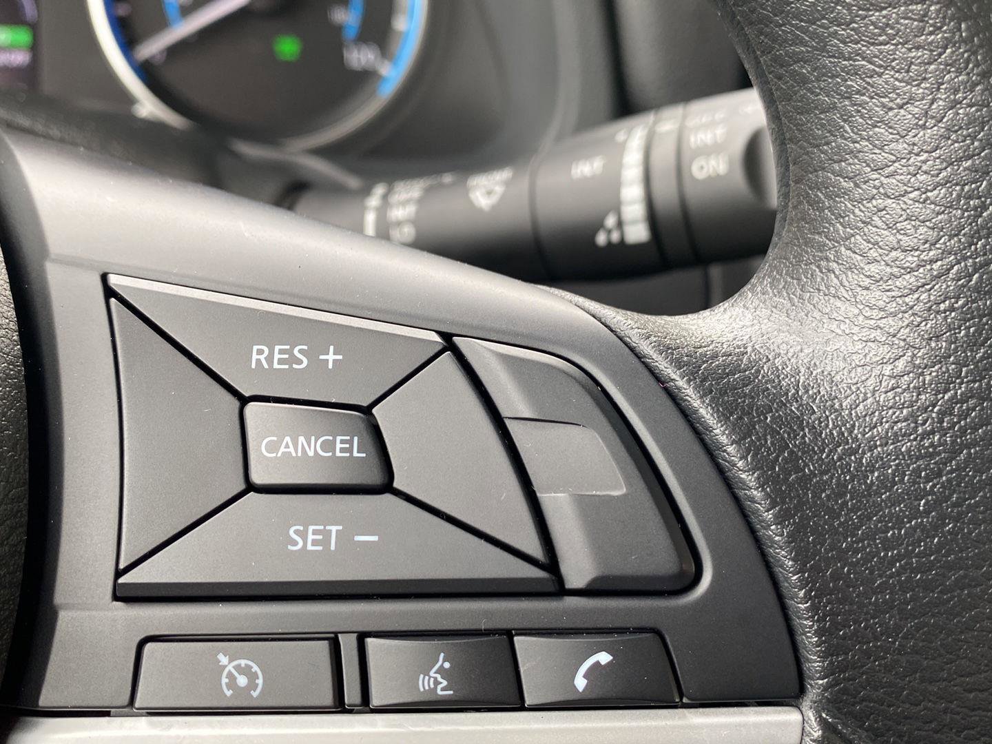 Certified 2023 Nissan Leaf S image 29