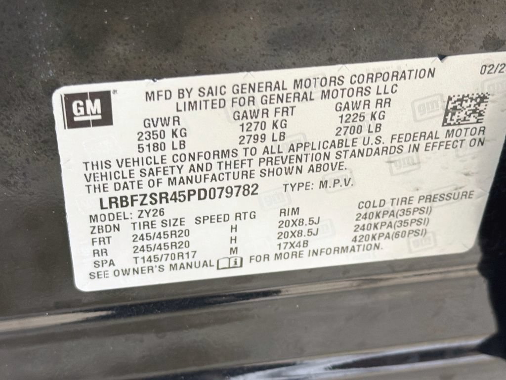 Used 2023 Buick Envision Avenir AWD/4WD image 33