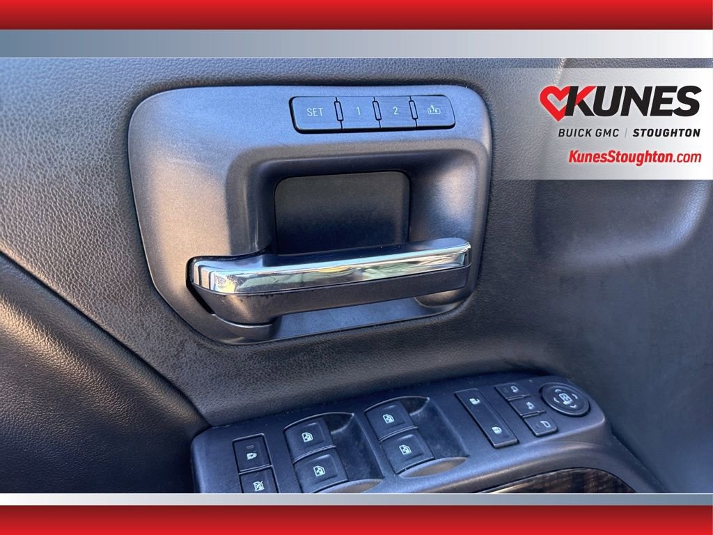 Used 2015 GMC Sierra 2500 Denali w/ Driver Alert Package image 20