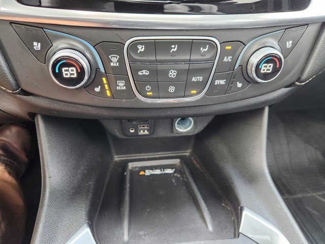 Used 2022 Chevrolet Traverse Premier w/ Redline Edition image 49