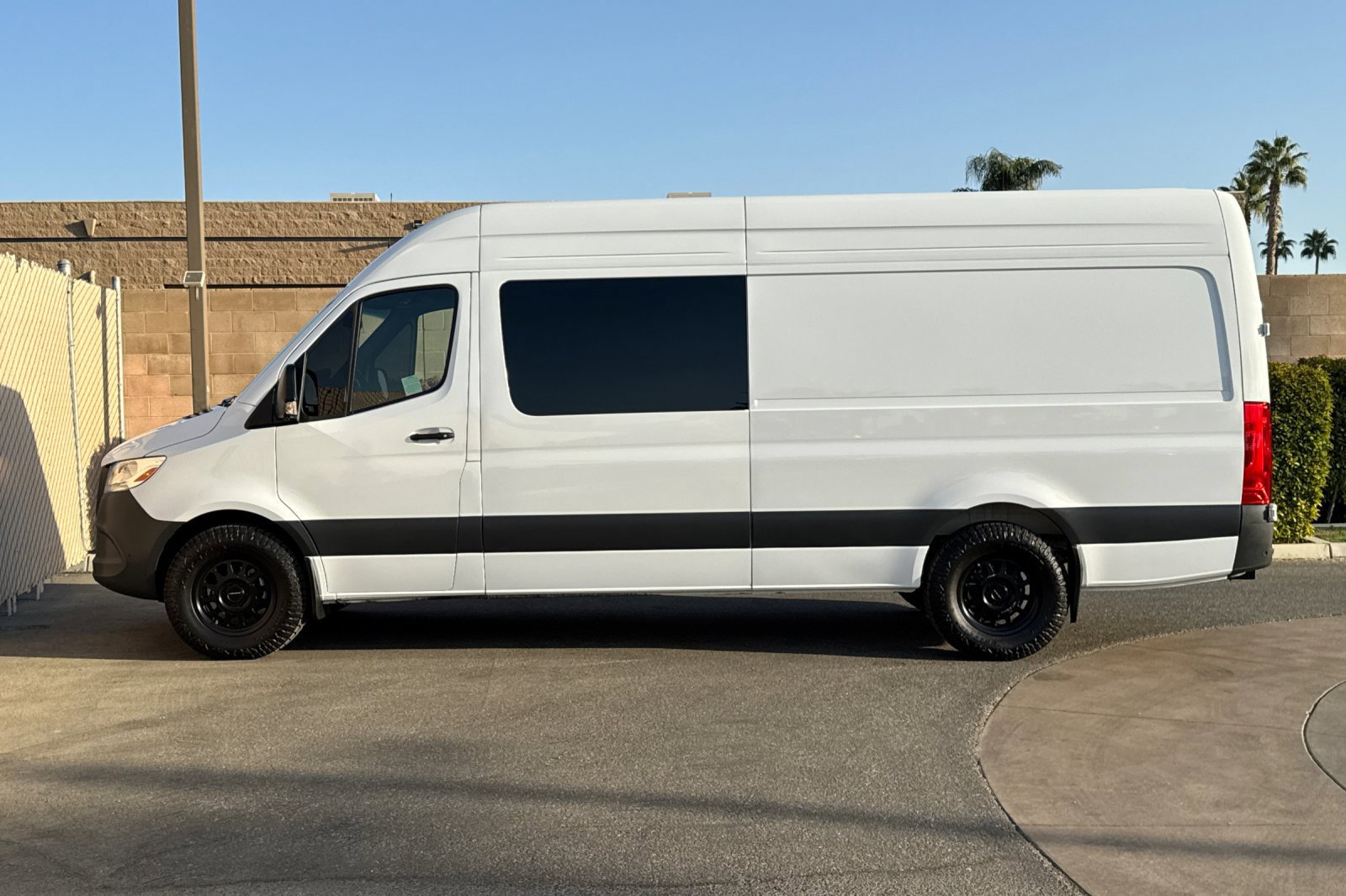 Used 2025 Mercedes-Benz Sprinter 2500 image 7
