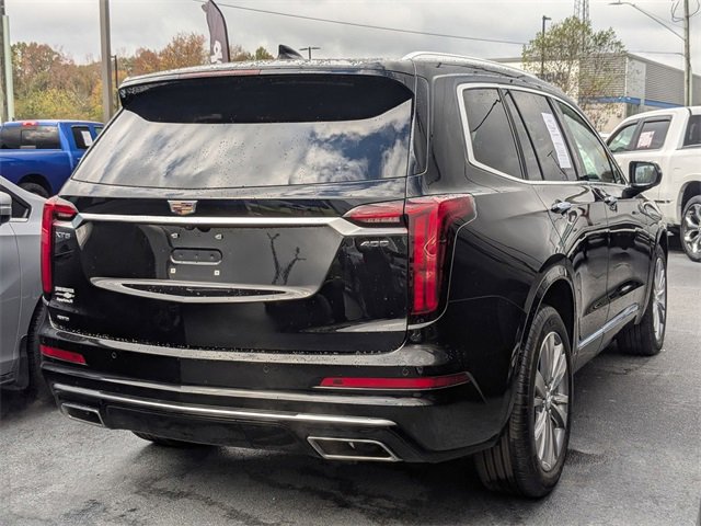 Used 2025 Cadillac XT6 Premium Luxury image 7