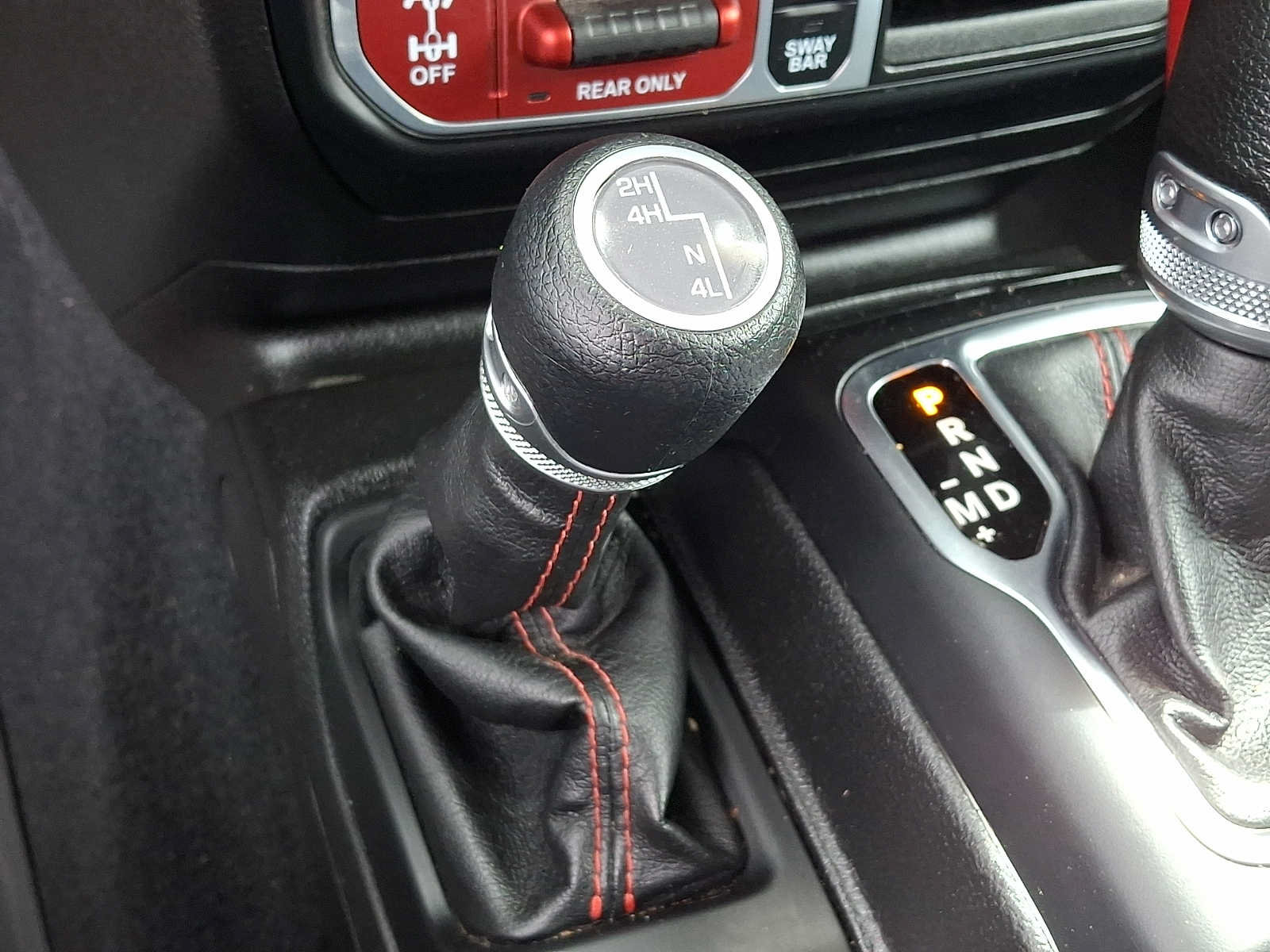 Certified 2023 Jeep Gladiator Rubicon w/ Cold Weather Group AWD/4WD image 24