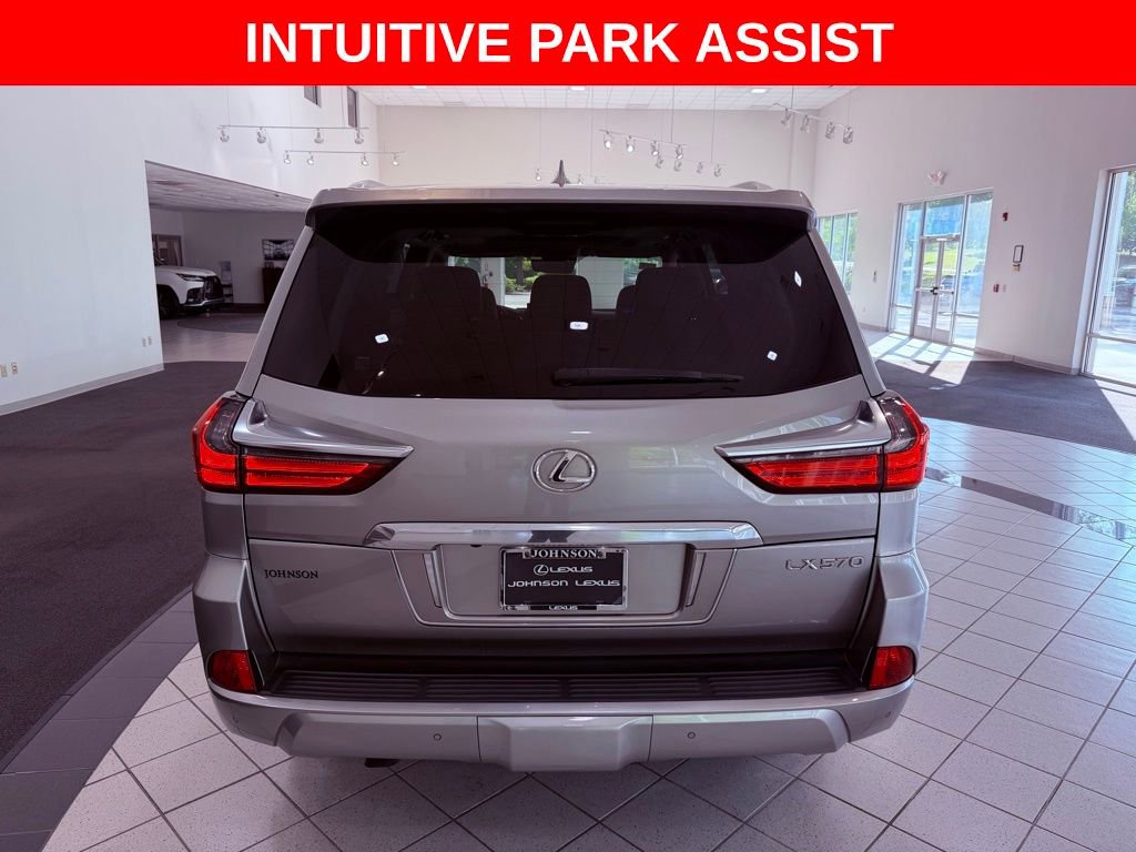 Used 2018 Lexus LX 570 4WD w/ Luxury Package image 6