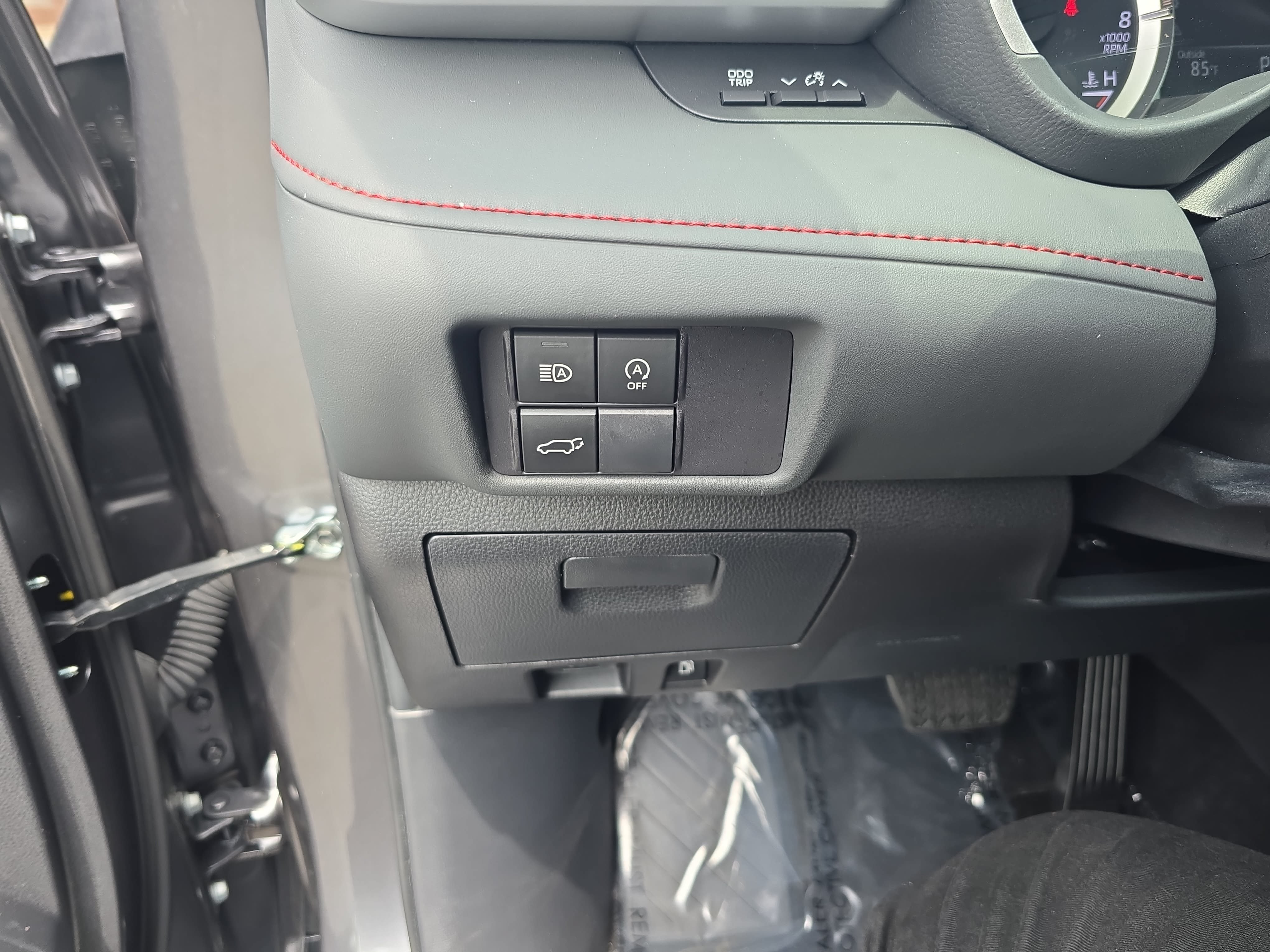 Used 2024 Toyota Highlander XSE FWD image 28