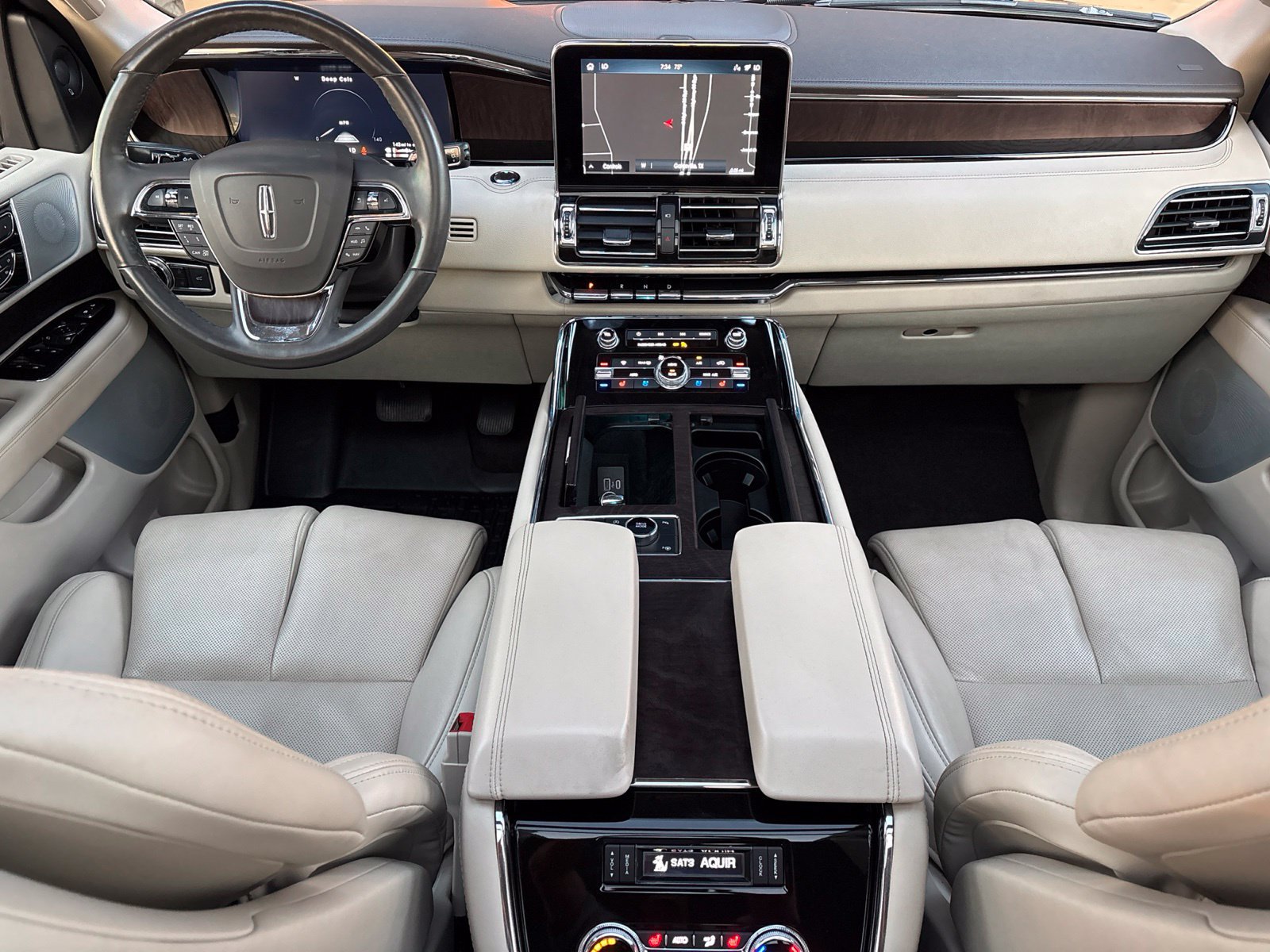 Used 2021 Lincoln Navigator Reserve AWD/4WD image 28