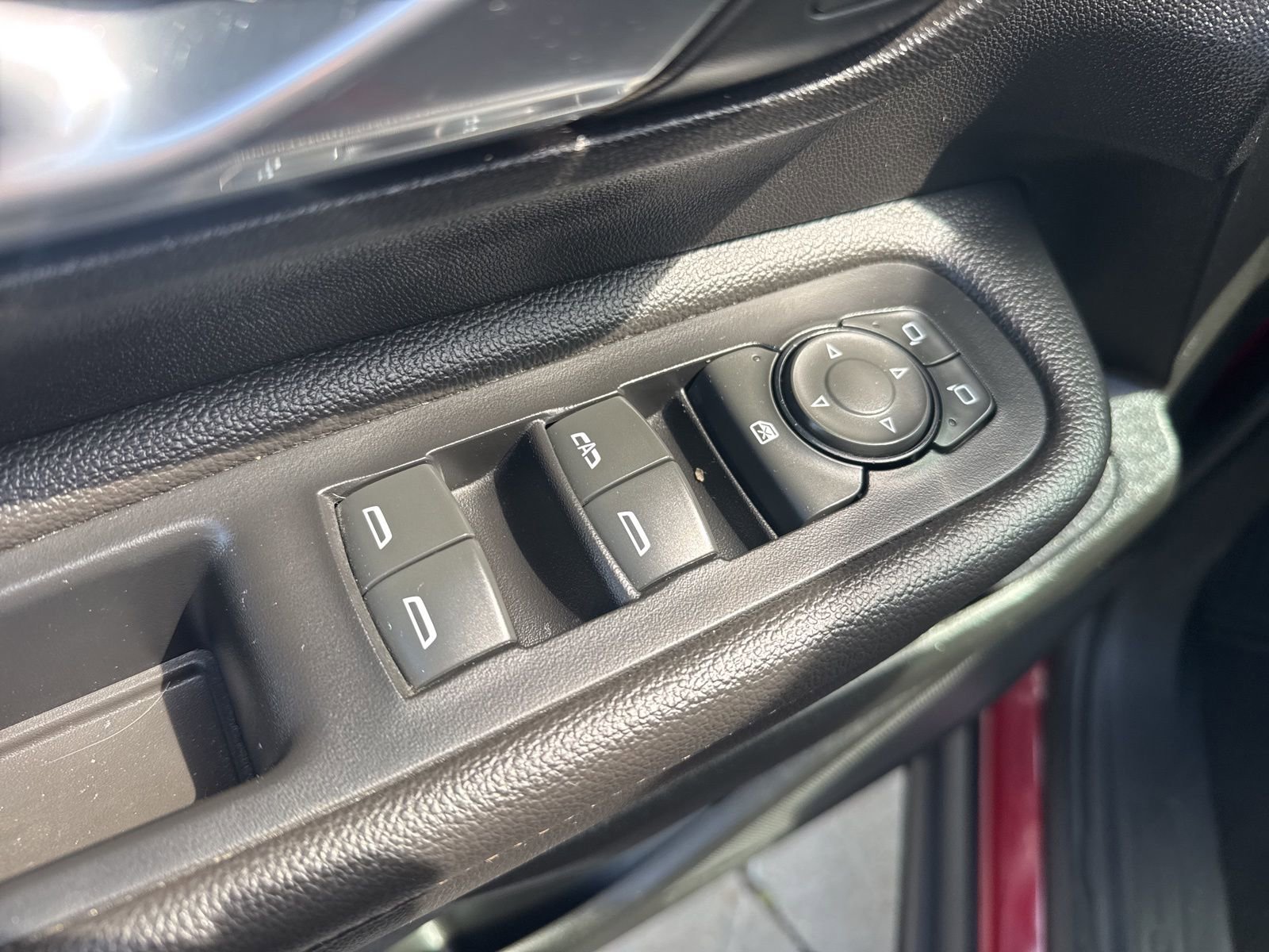 Used 2019 GMC Terrain SLT w/ Preferred Package image 16