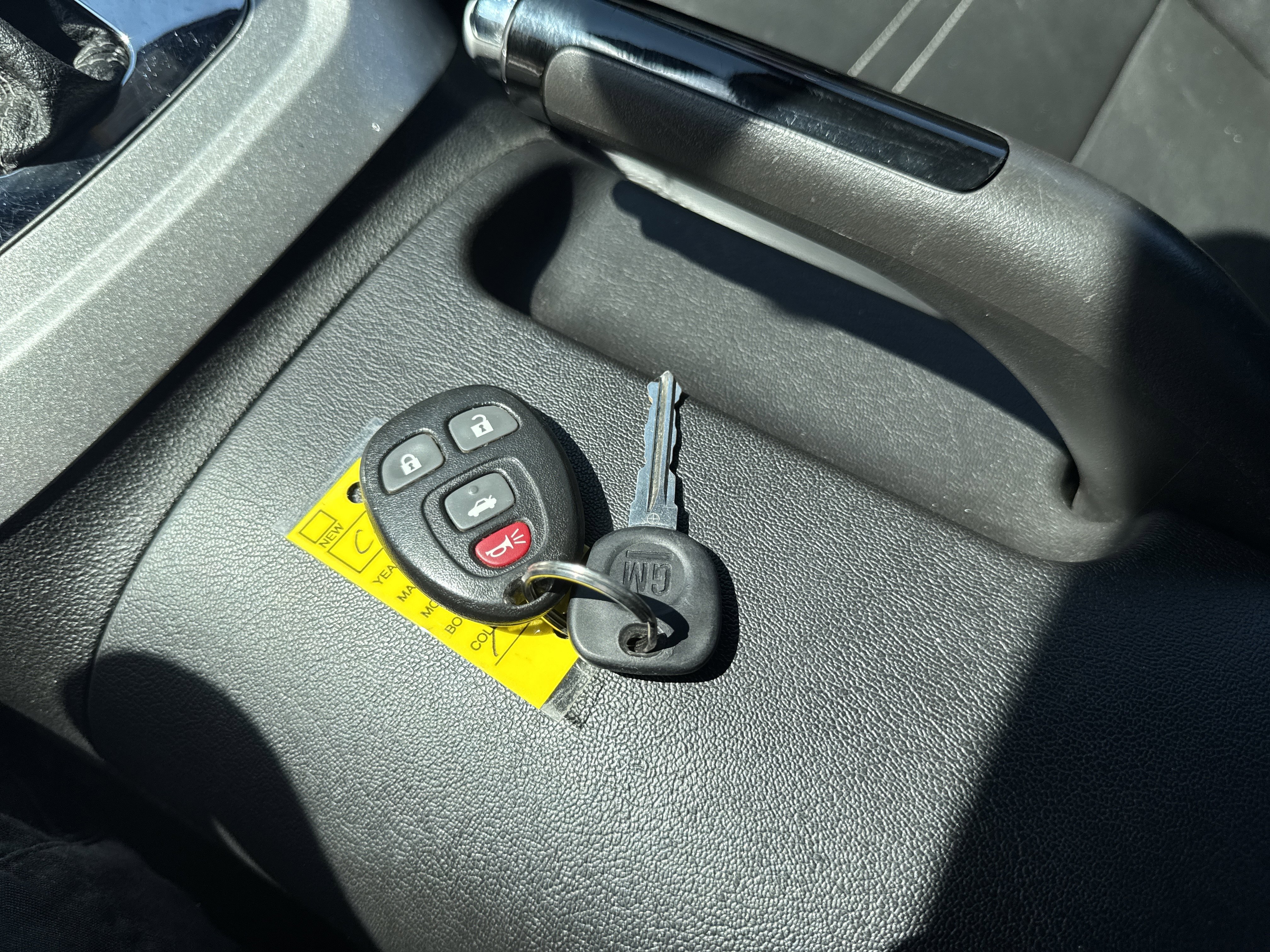 Used 2007 Saturn Sky w/ Premium Trim Pkg image 29