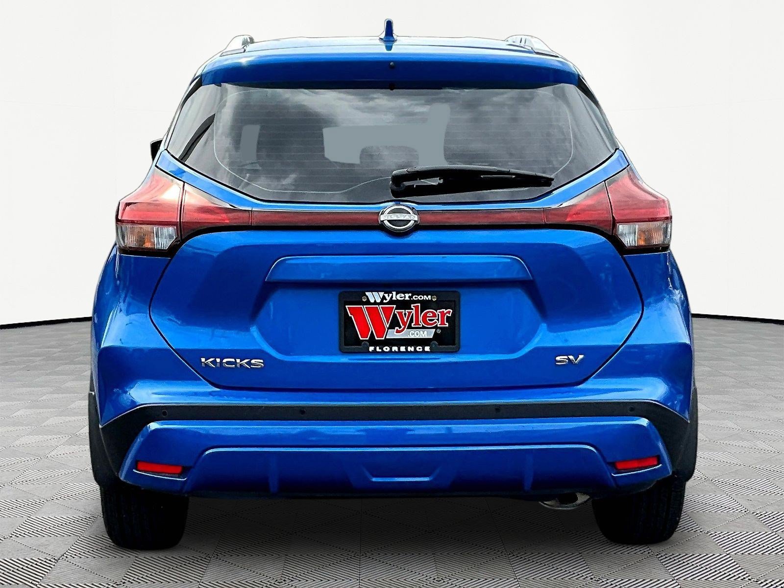 Used 2023 Nissan Kicks SV FWD image 5