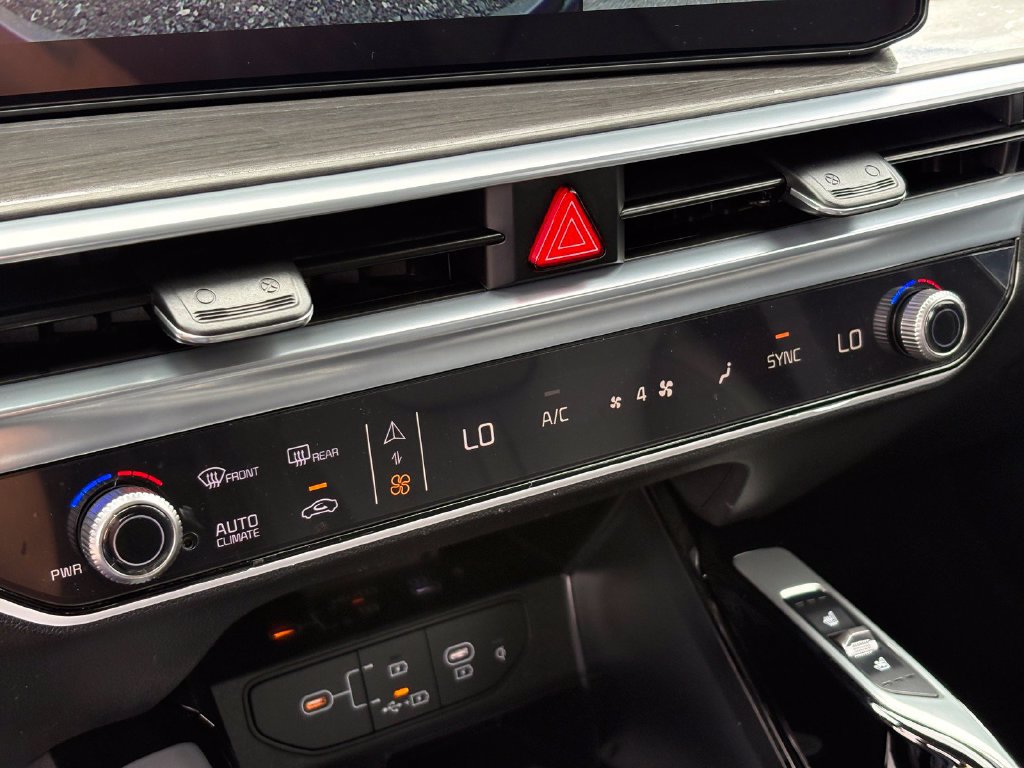 New 2026 Kia Sorento SX AWD/4WD image 25
