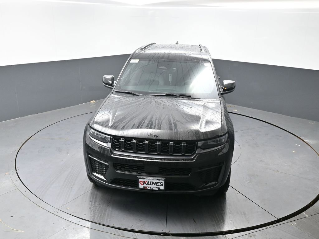 New 2026 Jeep Grand Cherokee Laredo image 32