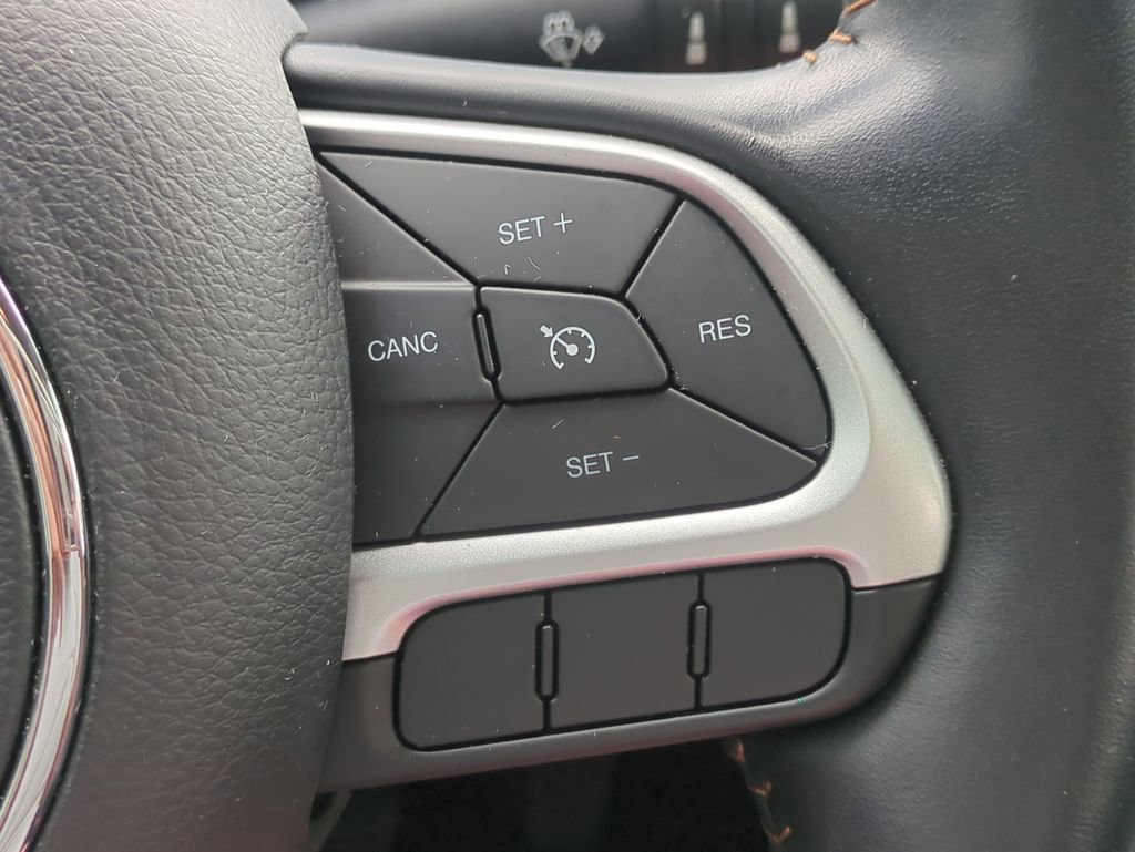 Used 2020 Jeep Compass Limited image 27