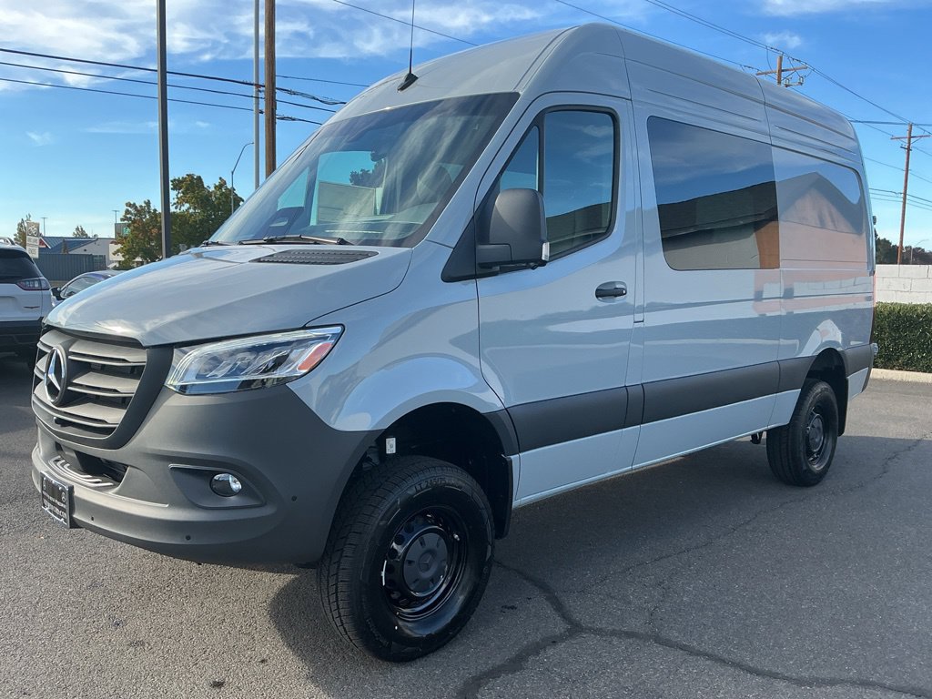 New 2026 Mercedes-Benz Sprinter 2500 360° Tour