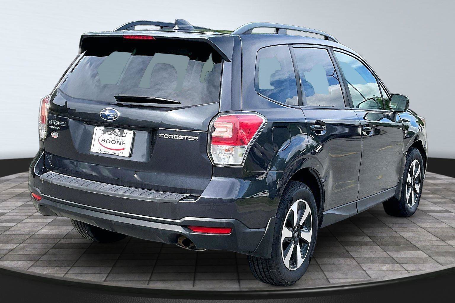 Used 2018 Subaru Forester 2.5i Premium AWD/4WD image 13