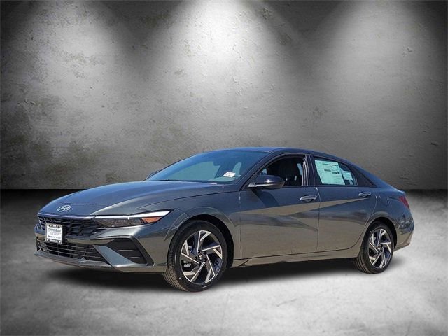 New 2025 Hyundai Elantra Sport image 5