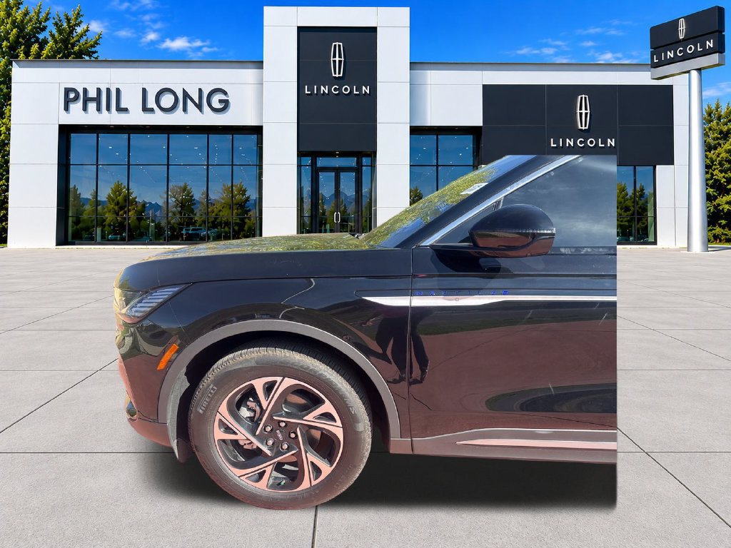 Certified 2026 Lincoln Nautilus Premier w/ Equipment Group 102A AWD/4WD image 35