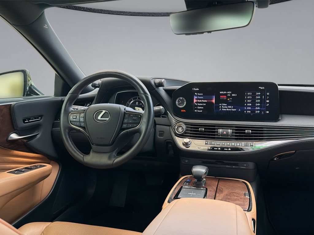 Certified 2022 Lexus LS 500 w/ Accessory Package (Z1) RWD image 19