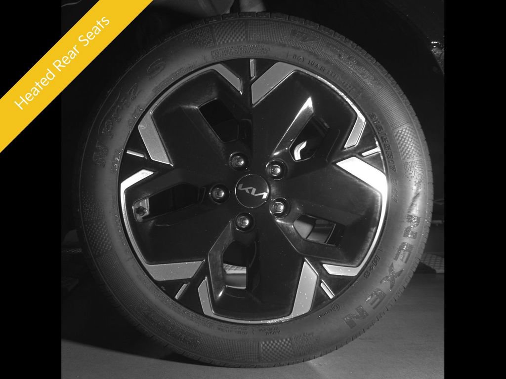 Certified 2023 Kia Niro Wind w/ Wind Preserve Package FWD image 13