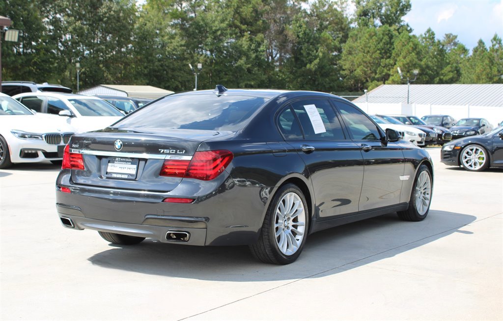 Used 2015 BMW 750Li xDrive image 7