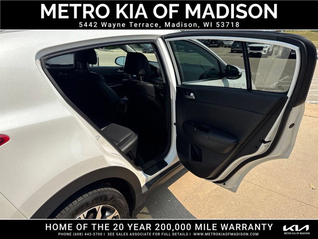 Used 2017 Kia Sportage EX w/ EX Technology Package AWD/4WD image 36
