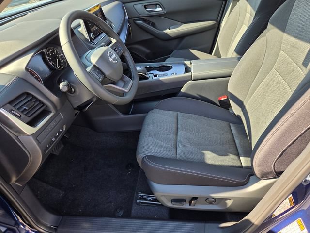 New 2026 Nissan Rogue SV FWD image 9