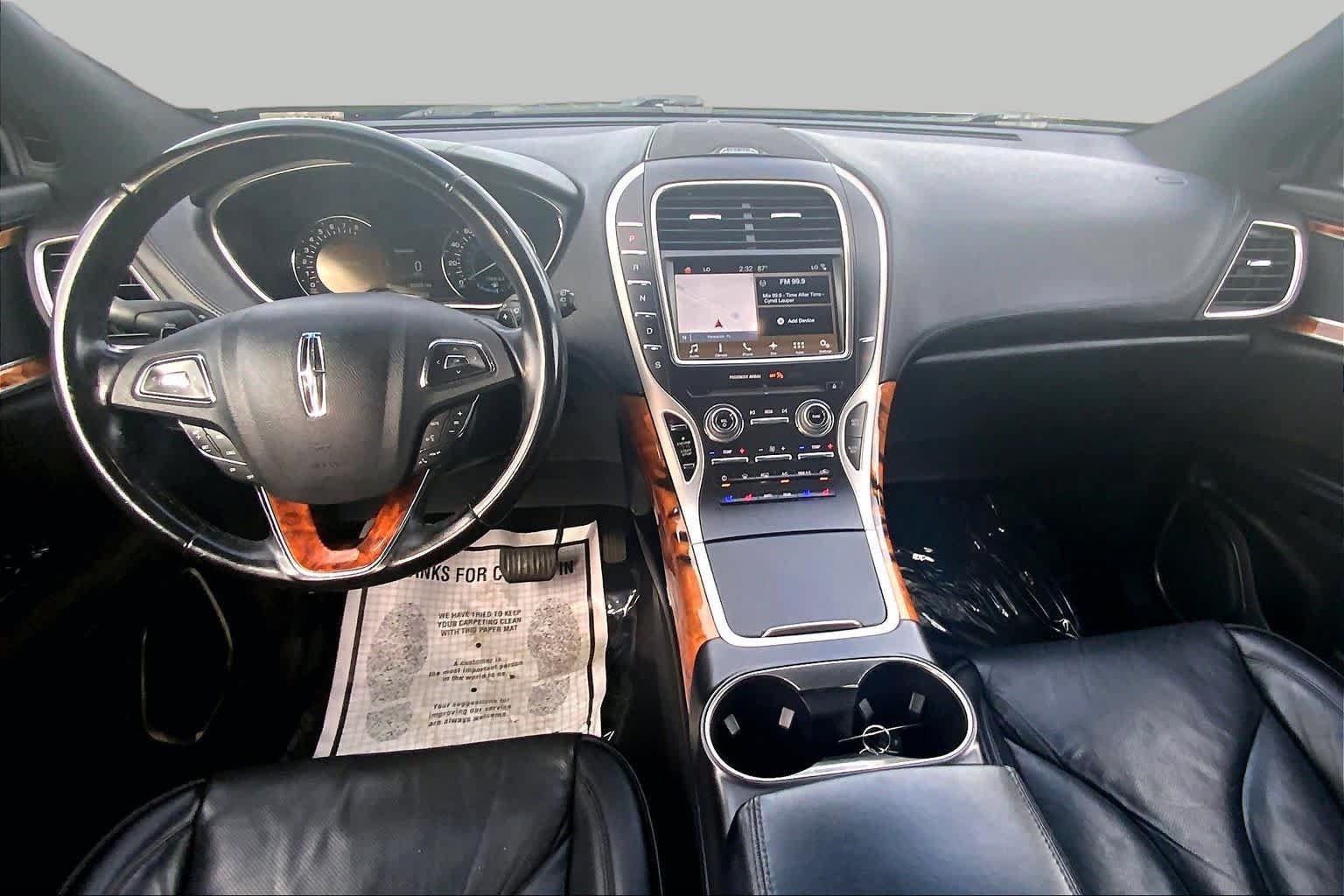 Used 2018 Lincoln MKX Reserve AWD/4WD image 16