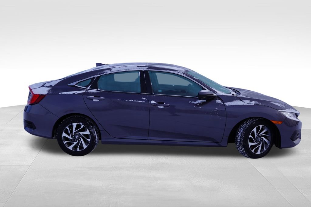 Used 2018 Honda Civic EX image 3