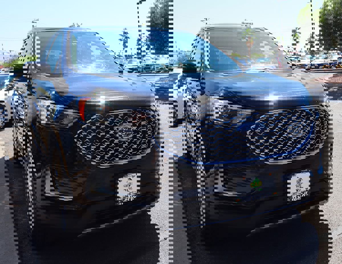 Used 2024 Ford Edge SEL image 18