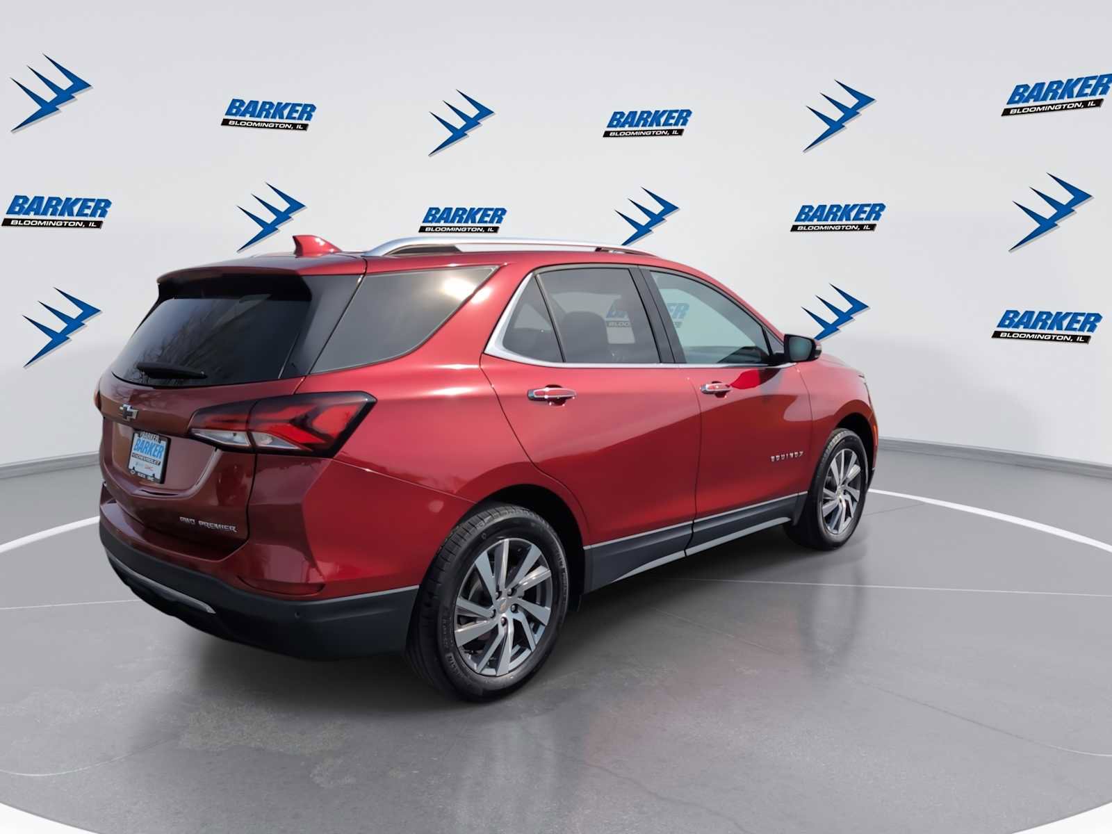 Used 2023 Chevrolet Equinox Premier image 9