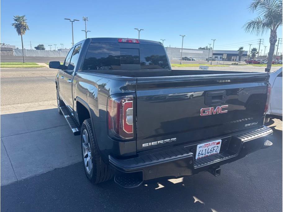 Used 2017 GMC Sierra 1500 Denali RWD image 7