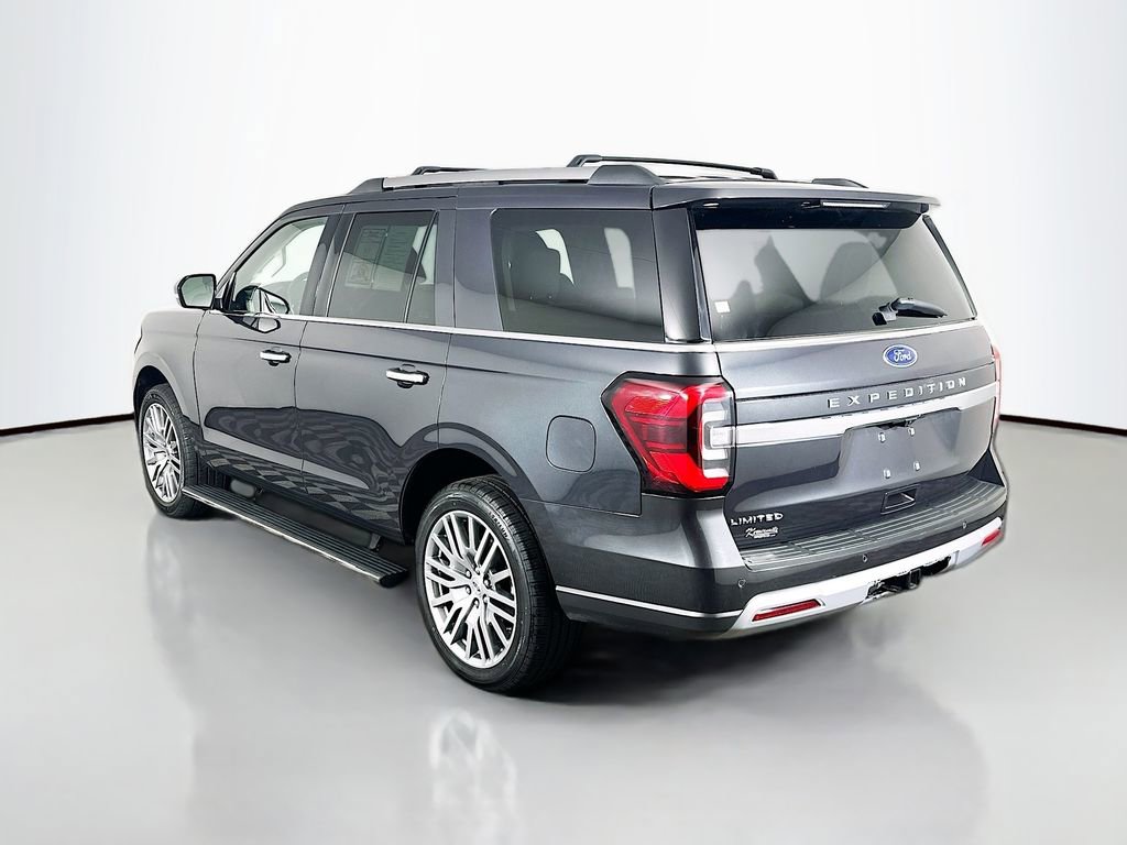 Used 2024 Ford Expedition Limited image 5