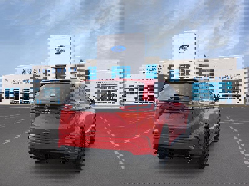 New 2024 Ford Edge ST-Line w/ Class II Trailer Tow Package image 30