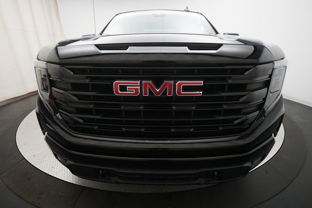 Used 2025 GMC Sierra 1500 Elevation image 21
