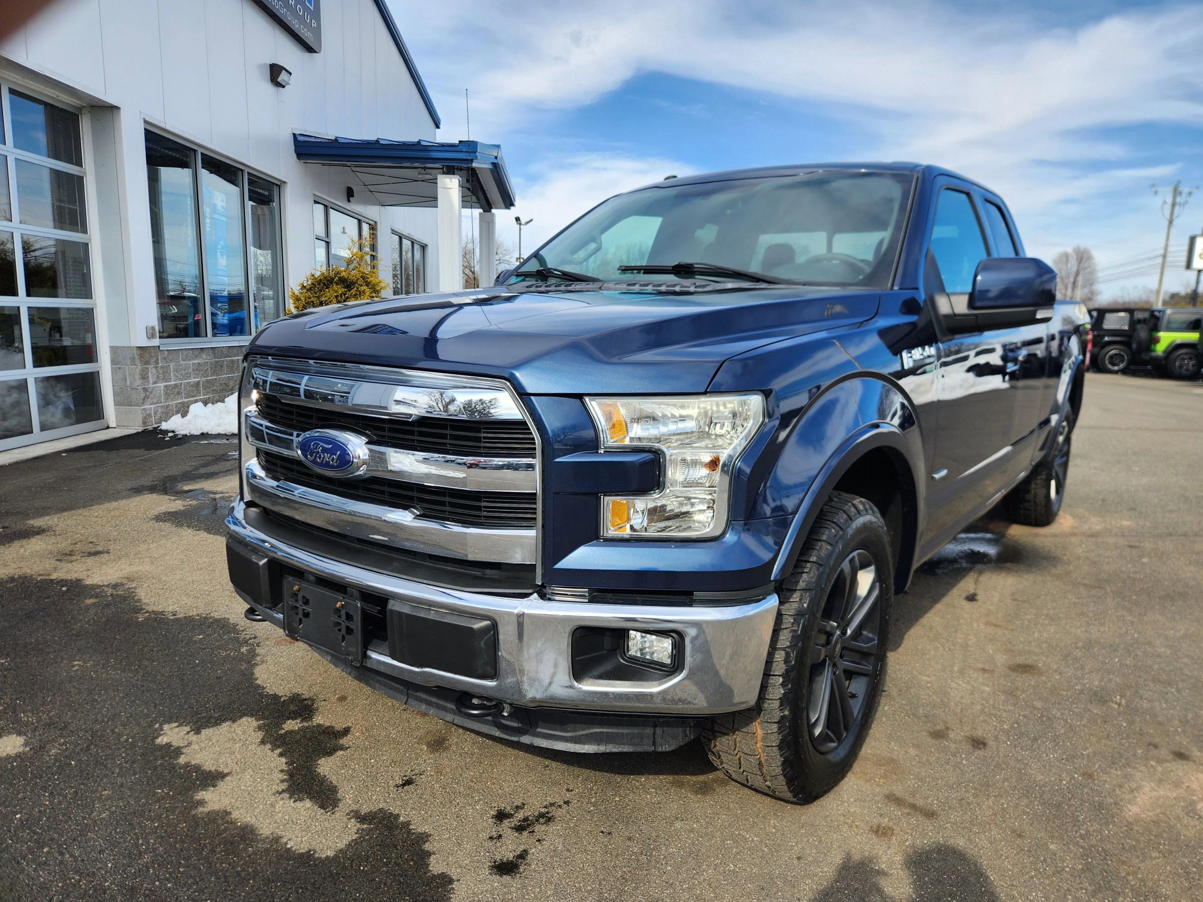 Used 2016 Ford F150 Lariat w/ Equipment Group 501A Mid image 4