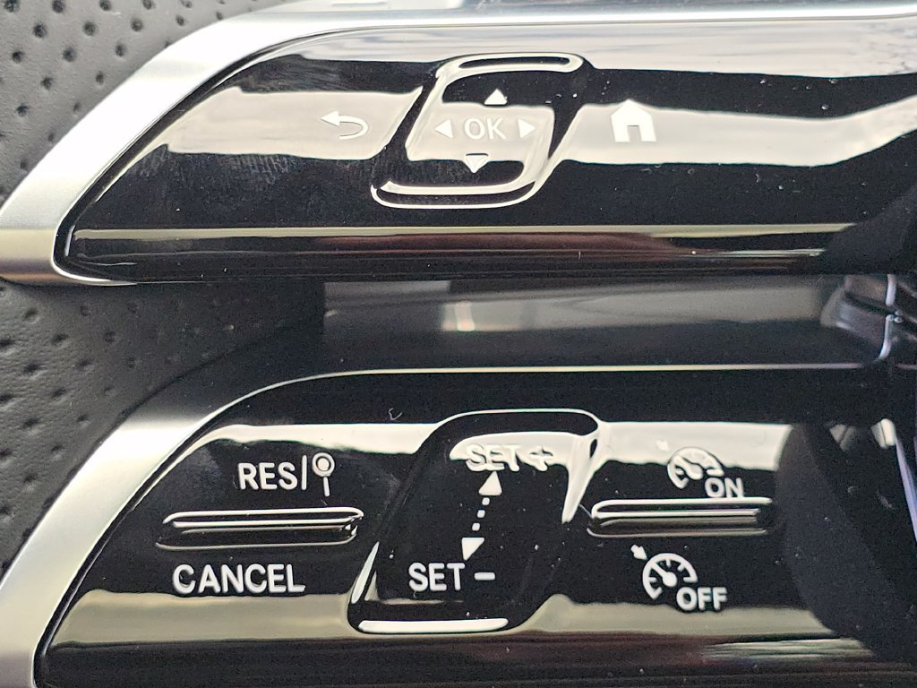 New 2026 Mercedes-Benz C 300 4MATIC Sedan image 35