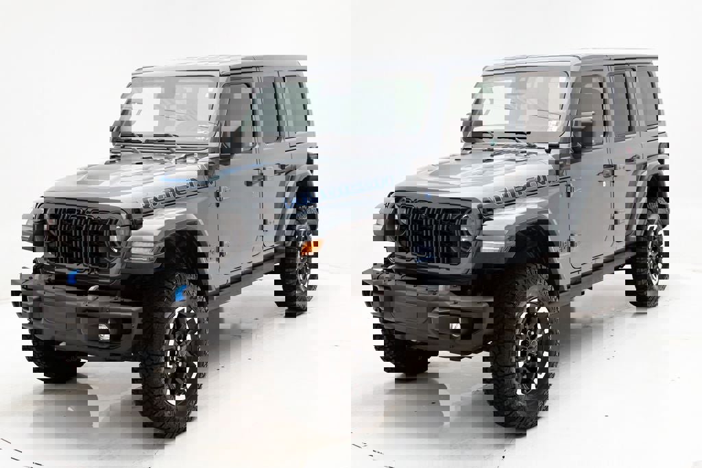 Used 2024 Jeep Wrangler Unlimited Rubicon 4xe image 6