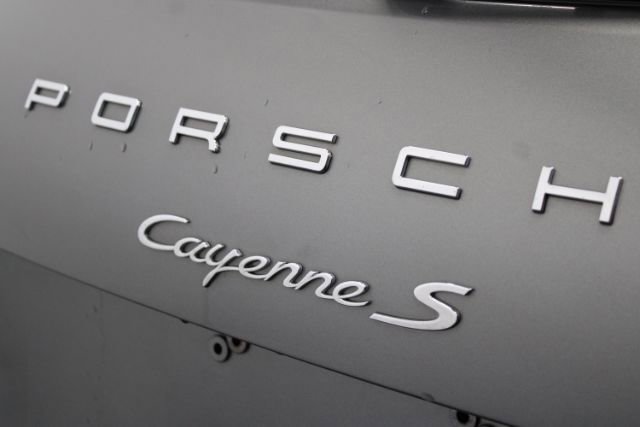 Used 2015 Porsche Cayenne S AWD/4WD image 35