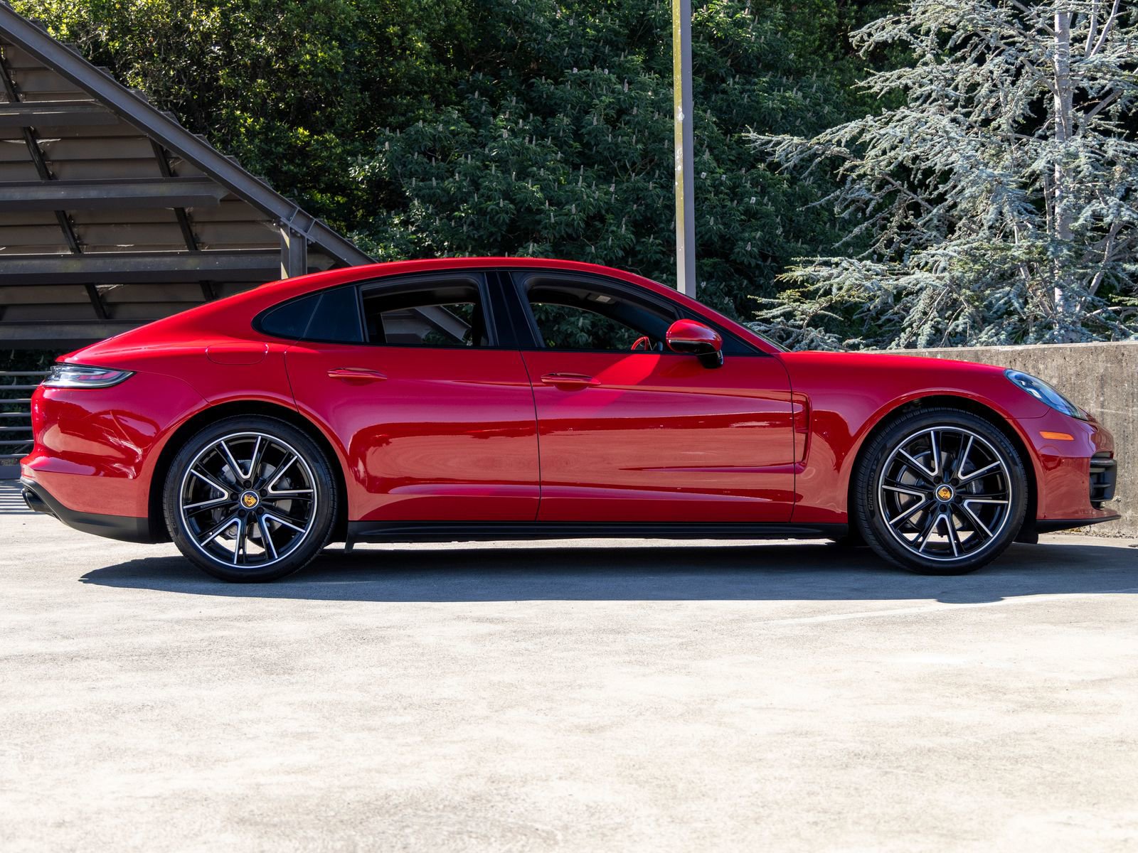 Certified 2023 Porsche Panamera Platinum Edition image 12