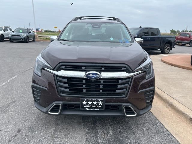 Used 2023 Subaru Ascent Touring image 2