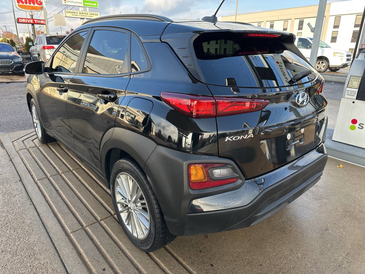 Used 2021 Hyundai Kona SEL image 5
