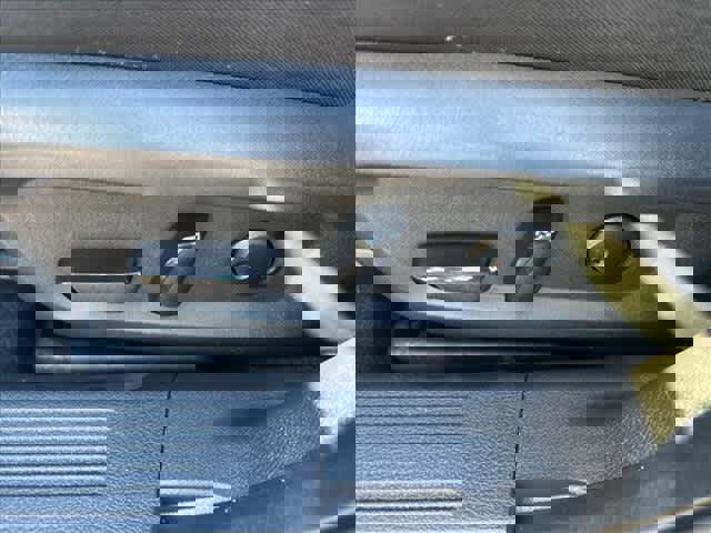 Used 2022 Nissan Rogue SV image 16