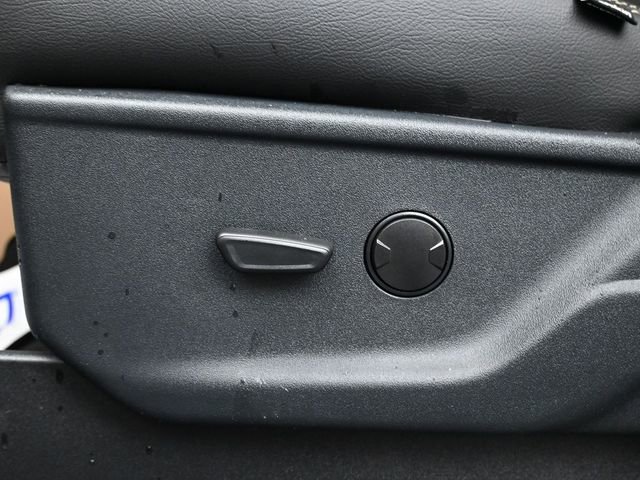 New 2025 Ford F250 XLT w/ Black Appearance Package image 13