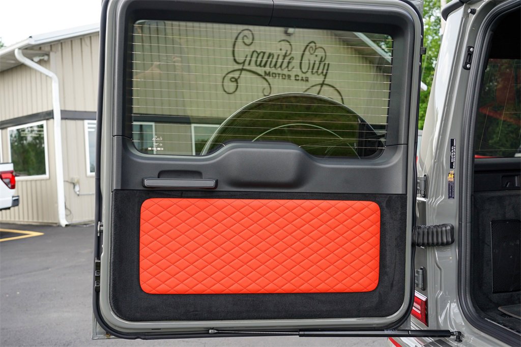 Used 2025 Mercedes-Benz G 63 AMG 4MATIC image 33